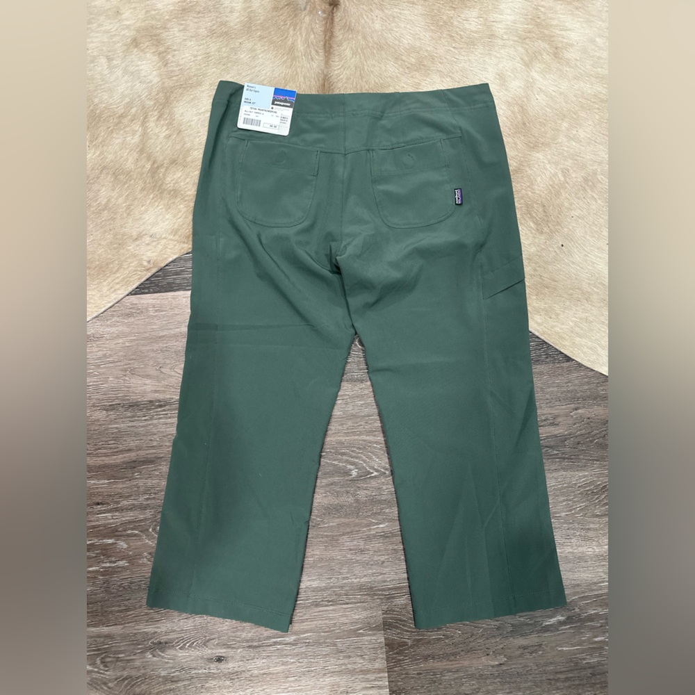 Patagonia All Out Capri Women's Sz 6 Olive Green Hiking Outdoor Stretch NWT - Picture 2 of 5